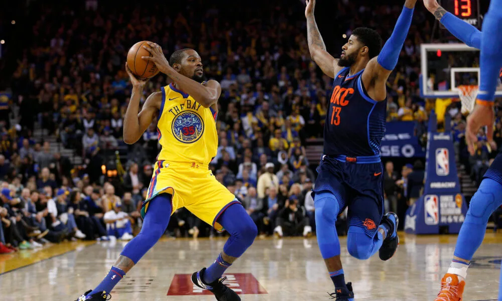 Tại sao các cầu thủ NBA mặc quần bó bóng rổ bên trong quần short 