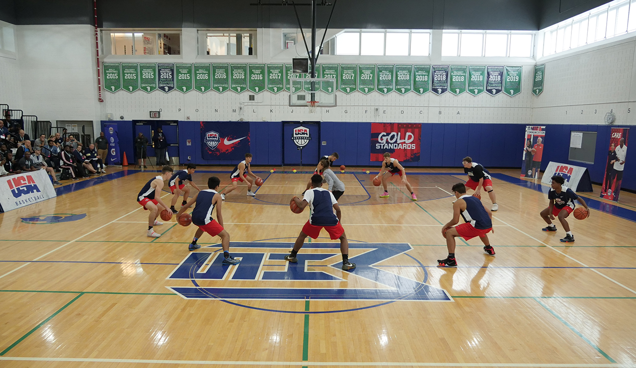 bo-sach-huan-luyen-bong-ro-mien-phi-tu-usa-basketball